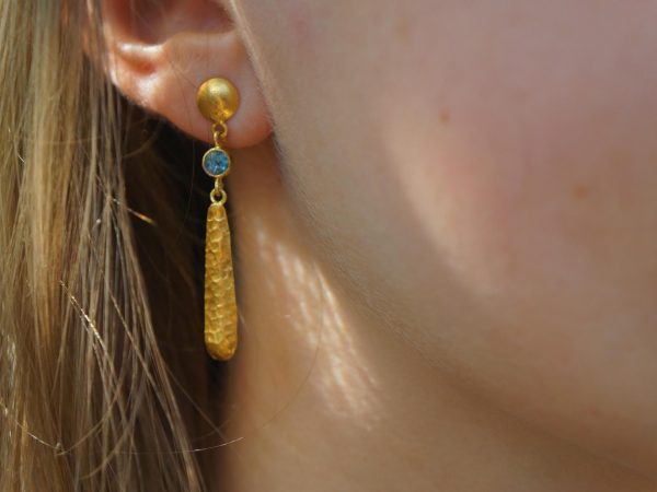 24K Gold Montana sapphire dangle earrings//24k gold sapphire and blue topaz drop Earrings//solid gold dangles//24k gold artisan jewelry