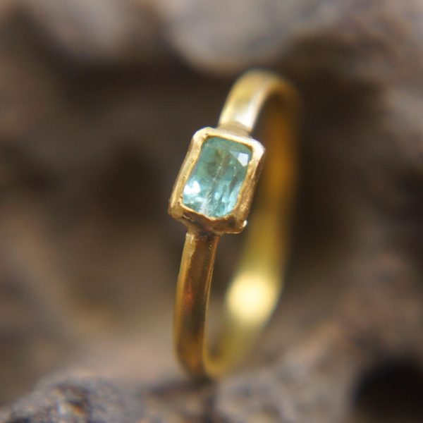 paraiba tourmaline ring//blue color gold ring//24k gold ring//gold tourmaline ring//24k gold gem ring//gold artisan engagement ring