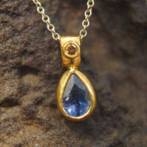 24k gold blue sapphire and diamond pendant//pear blue sapphire pendant//diamond gold necklace//artisan sapphire pendant