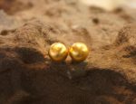 24k gold ball studs//ball gold studs//artisan gold studs//24k gold earrings//ball gold earrings//solid gold sphere studs