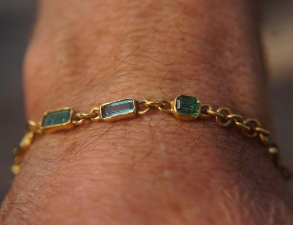 24k gold tourmaline bracelet//24k bracelet// tourmaline gold bracelet//24k Paraiba Indicolite charm bracelet//handmade gold bracelet//