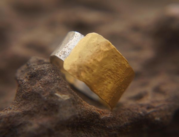 22k gold and silver ring//gold and silver ring//artisan multi color ring//handmade gold and silver ring//bi metal gold and silver ring