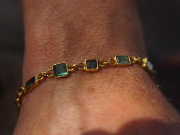 24k gold tourmaline bracelet//24k bracelet// tourmaline gold bracelet//24k Paraiba Indicolite charm bracelet//handmade gold bracelet//
