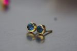 solid 14k gold//swiss blue topaz Earrings//one of a kind//stud earrings//14k gold earrings//swiss blue topaz earrings//14k with stone