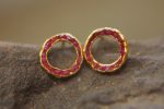 22k solid gold//red ruby Studs//22k gold Earrings//gold ruby studs//gold stud earrings//22k gold earrings//raw ruby//solid gold earring