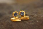 24k solid gold//blue sapphire studs//blue sapphire Earrings//gold stud earrings//2k gold earrings//sapphire earrings //24k gold earring