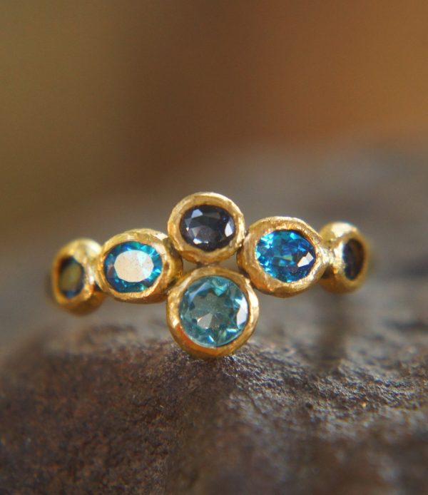 sapphire gold ring//artisan blue gem ring//emerald sapphire ring//engagement earrings//24k gold ring//emerald gold ring//24k gold earring