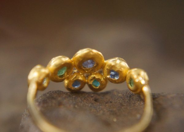 sapphire gold ring//artisan blue gem ring//emerald sapphire ring//engagement earrings//24k gold ring//emerald gold ring//24k gold earring