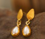 24k drop pearl, bezel setting solid gold pearl dangle stud, 24k gold pearl studs, artisan handmade boho earrings, one of a kind gold studs