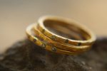 blue diamonds ring set//22k gold diamonds ring//hammered engagement//22k gold engagement//artisan blue diamonds ring//boho engagement ring