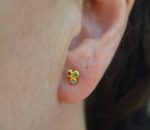 24k solid gold//blue diamonds Studs//24k gold Earrings//blue diamonds//gold stud earrings//24k gold earrings//tiny blue diamonds earrings