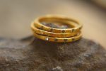 blue diamonds ring set//22k gold diamonds ring//hammered engagement//22k gold engagement//artisan blue diamonds ring//boho engagement ring