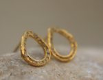 22k gold drop//cubic diamond Studs//gold Earrings//rough diamonds//gold stud earrings//22k gold earrings//raw diamonds gold drop earrings