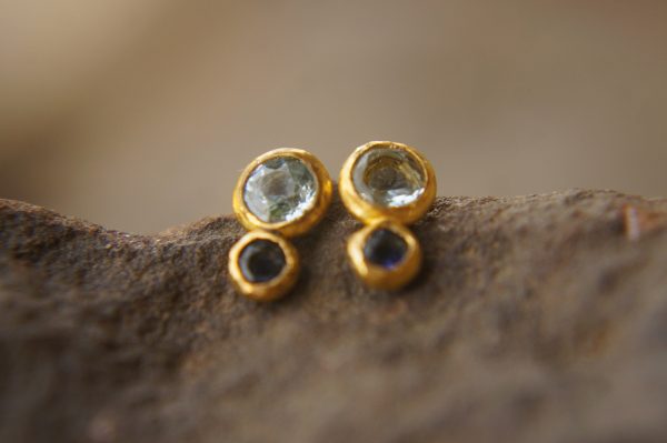 24k gold studs-blue sapphire Earrings-Gold Studs- sapphire studs-24k gold earrings-blue sapphire earrings- 24k stud sapphire earring