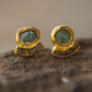cubic diamond Studs//24k gold Earrings//rough blue diamonds//gold stud earrings//24k gold earrings//cubic and blue diamonds gold earring//