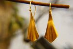 22k gold  organic earrings//22k flower dangles//Gold dangle earrings//short dangle earrings//gold round earrings//botanic dangle earrings