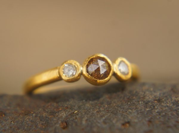 24k gold diamond's ring//rose cut diamond gold ring//grey stone artisan ring//24k gold ring//24k gold diamond's ring//24k gold artisan ring