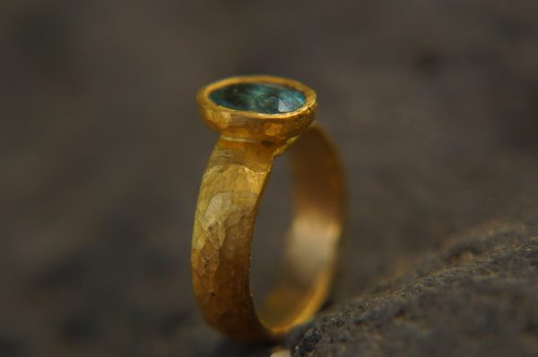 24k gold ring//artisan blue zircon ring//artisan 24k gold ring//24k engagement ring//natural zircon gold ring//24k gold blue gem ring