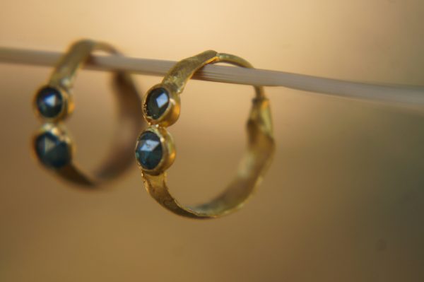 24k blue diamonds hoops, 24k solid gold earrings, hand made artisan gold hoops, small hoops with diamonds earrings, organic gold hoops
