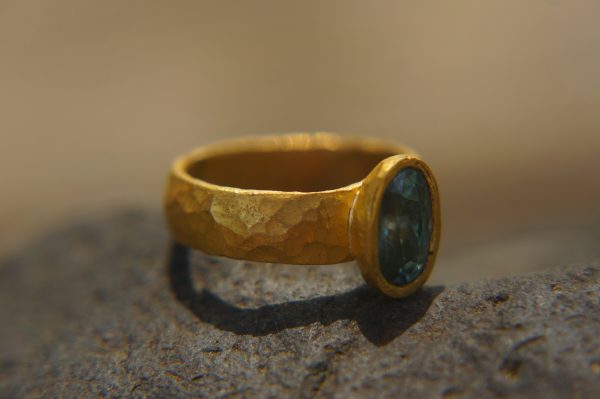 24k gold ring//artisan blue zircon ring//artisan 24k gold ring//24k engagement ring//natural zircon gold ring//24k gold blue gem ring