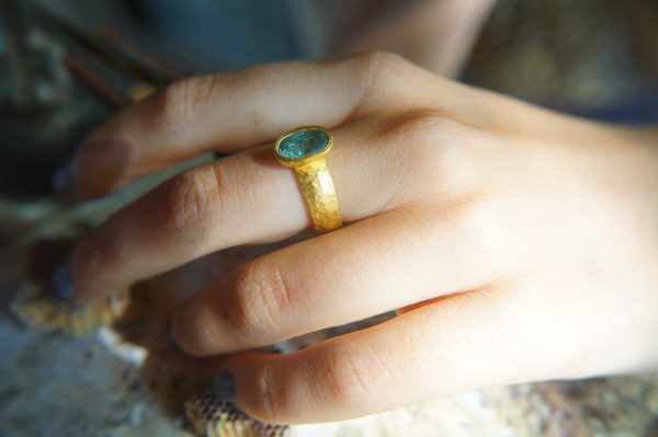 24k gold ring//artisan blue zircon ring//artisan 24k gold ring//24k engagement ring//natural zircon gold ring//24k gold blue gem ring