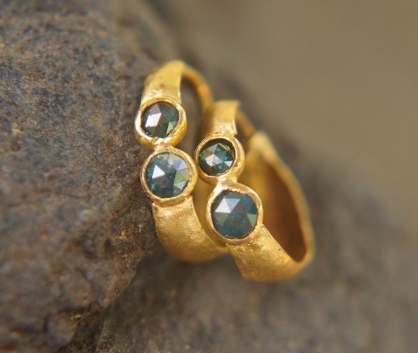 24k blue diamonds hoops, 24k solid gold earrings, hand made artisan gold hoops, small hoops with diamonds earrings, organic gold hoops