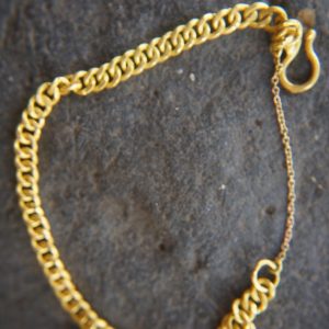 22k curb bracelet//gold curbed bracelet//22k chain bracelet//women gold bracelet//handmade curb gold bracelet//artisan gold 22k bracelet