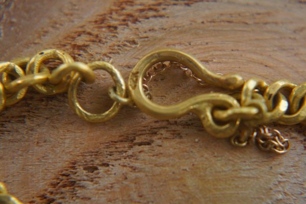 22k curb bracelet//gold curbed bracelet//22k chain bracelet//women gold bracelet//handmade curb gold bracelet//artisan gold 22k bracelet
