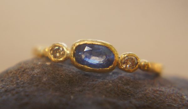 blue sapphire ring, gold sapphire ring, 24k gold ring, unique engagement ring, rough diamond ring, gold ring, gold sapphire with 2 diamonds