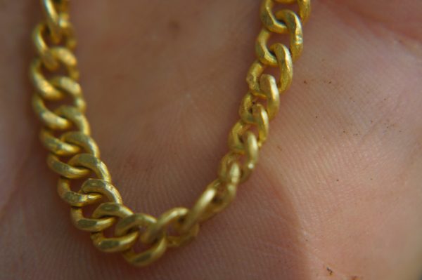 22k curb bracelet//gold curbed bracelet//22k chain bracelet//women gold bracelet//handmade curb gold bracelet//artisan gold 22k bracelet