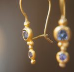 24k gold sapphire earring//blue sapphire Earrings//Gold Dangle blue sapphire //dangle gold earrings//24k gold earrings//artisan organic 24k