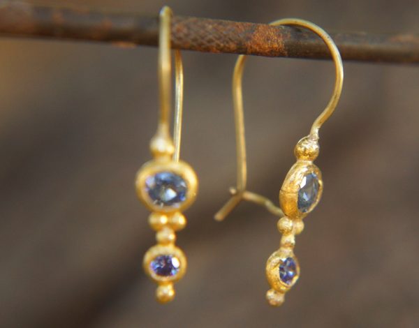 24k gold sapphire earring//blue sapphire Earrings//Gold Dangle blue sapphire //dangle gold earrings//24k gold earrings//artisan organic 24k