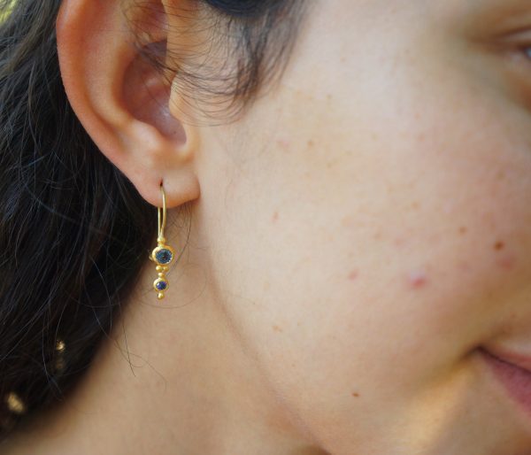 24k gold sapphire earring//blue sapphire Earrings//Gold Dangle blue sapphire //dangle gold earrings//24k gold earrings//artisan organic 24k