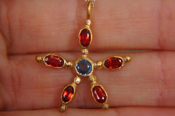 24k gold pendant/red sapphire sapphire//gold artisan pendant//blue sapphire flower pendant//multi stone pendant//artisan gold floral pendant