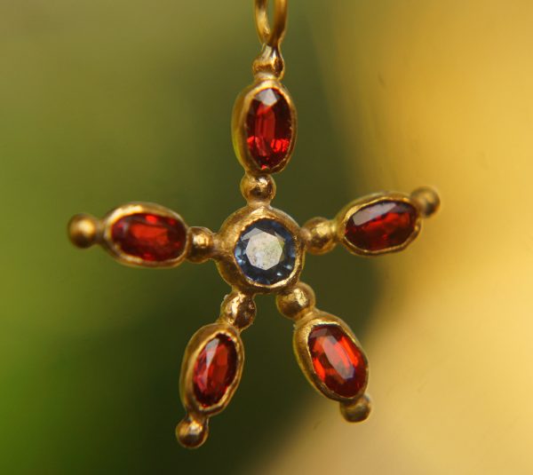 24k gold pendant/red sapphire sapphire//gold artisan pendant//blue sapphire flower pendant//multi stone pendant//artisan gold floral pendant
