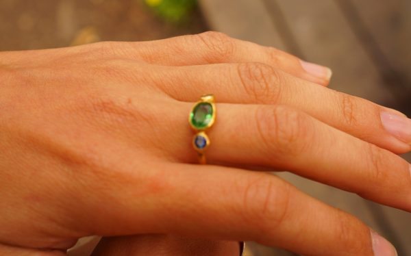 24k sapphire ring//artisan emerald ring//tsavorite 24k ring///24k gold ring//24k gold sapphire tsavorite ring//blue sapphire ring