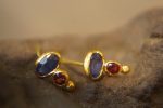 24k gold blue and red sapphires studs//blue sapphire studs//red sapphire Earrings//gold stud earrings//sapphire earrings //24k gold earrings