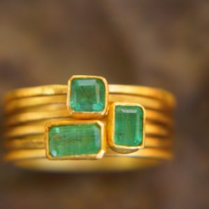 22k gold emerald stacking ring//gold emerald ring//artisan stacking ring//24k emerald ring//handmade one of a kind//boho engagement ring