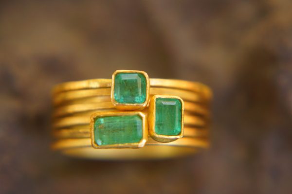 22k gold emerald stacking ring//gold emerald ring//artisan stacking ring//24k emerald ring//handmade one of a kind//boho engagement ring