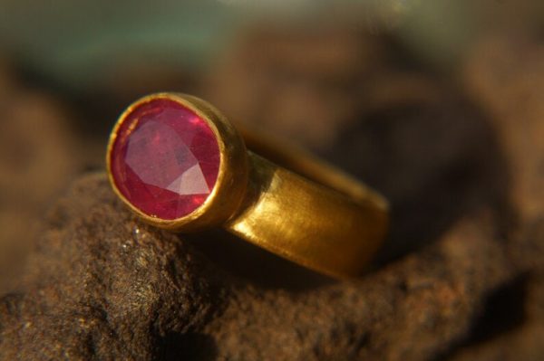 22k gold ruby ring