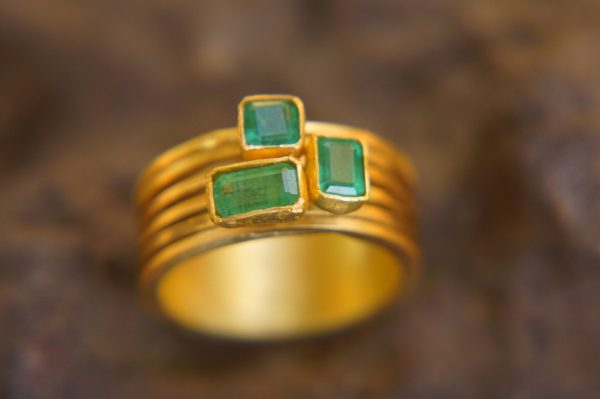 22k gold emerald stacking ring//gold emerald ring//artisan stacking ring//24k emerald ring//handmade one of a kind//boho engagement ring