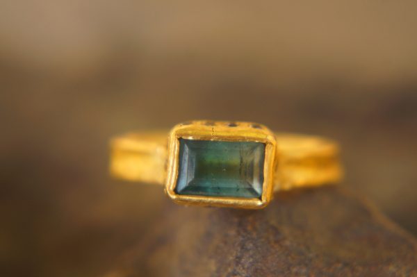 24k gold tourmaline and blue sapphire ring//multi stone gold ring//artisan bicolor tourmaline and sapphire gold ring//tourmaline gold ring