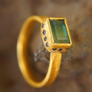 24k gold tourmaline and blue sapphire ring//multi stone gold ring//artisan bicolor tourmaline and sapphire gold ring//tourmaline gold ring