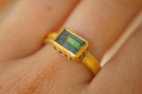 24k gold tourmaline and blue sapphire ring//multi stone gold ring//artisan bicolor tourmaline and sapphire gold ring//tourmaline gold ring