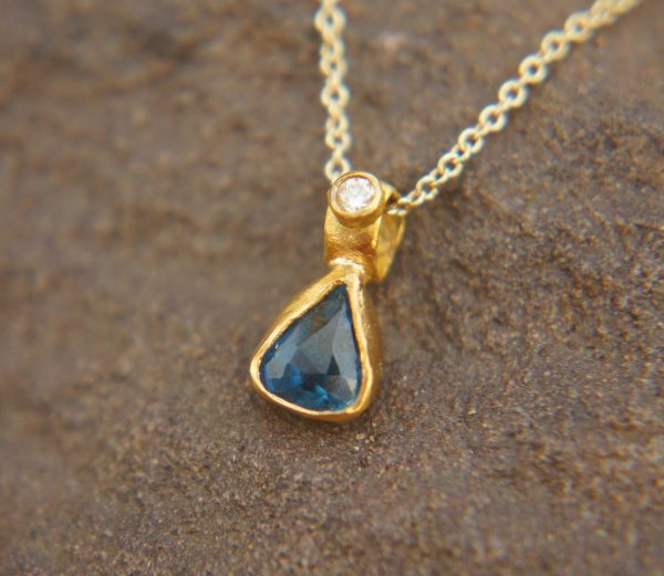 24k gold blue tourmaline and diamond pendant//pear blue tourmaline pendant//diamond gold necklace//artisan tourmaline pendant