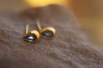 24k solid gold//blue sapphire studs//blue sapphire Earrings//gold stud earrings//2k gold earrings//sapphire earrings //24k gold earring