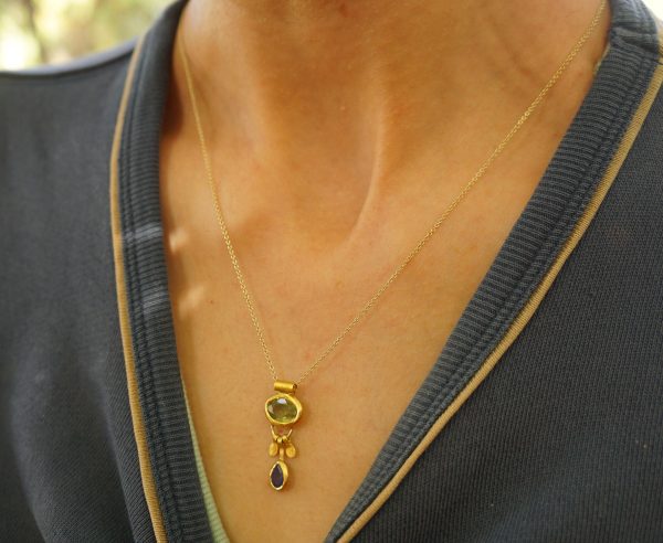 solid 24k gold pendant//gold sapphire and tourmaline charm//gemstone pendant//green tourmaline and blue sapphire pendant//24k gold pendant