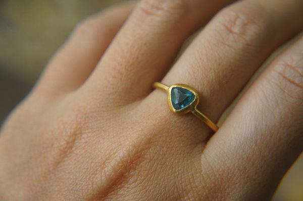24k gold blue tourmaline ring//gold tourmaline ring//24k tourmaline jewelry//unique tourmaline engagement ring//artisan tourmaline ring