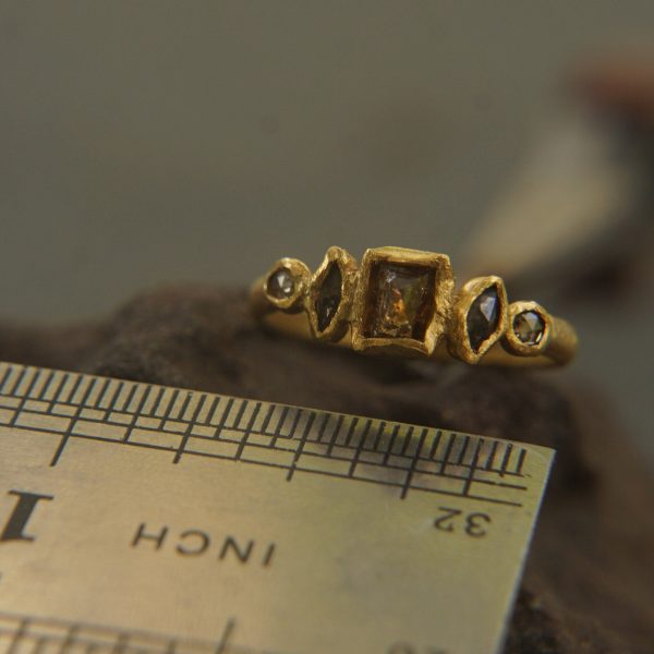 24k gold diamonds ring//drop diamond ring//unique engagement ring//diamond engagement ring//artisan diamond ring//multi stone diamond ring