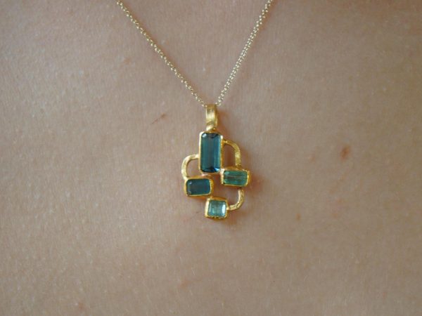24k gold multi blue tourmaline pendant//multi color square blue tourmaline pendant//tourmaline gold necklace//artisan 24k gold pendant